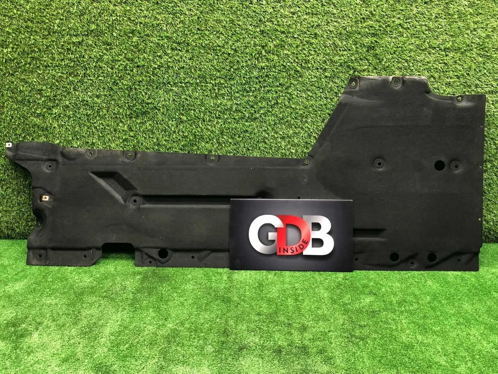 Защита днища BMW 1 series 18.05.2015 51757241834 F20 N13B16A, правая