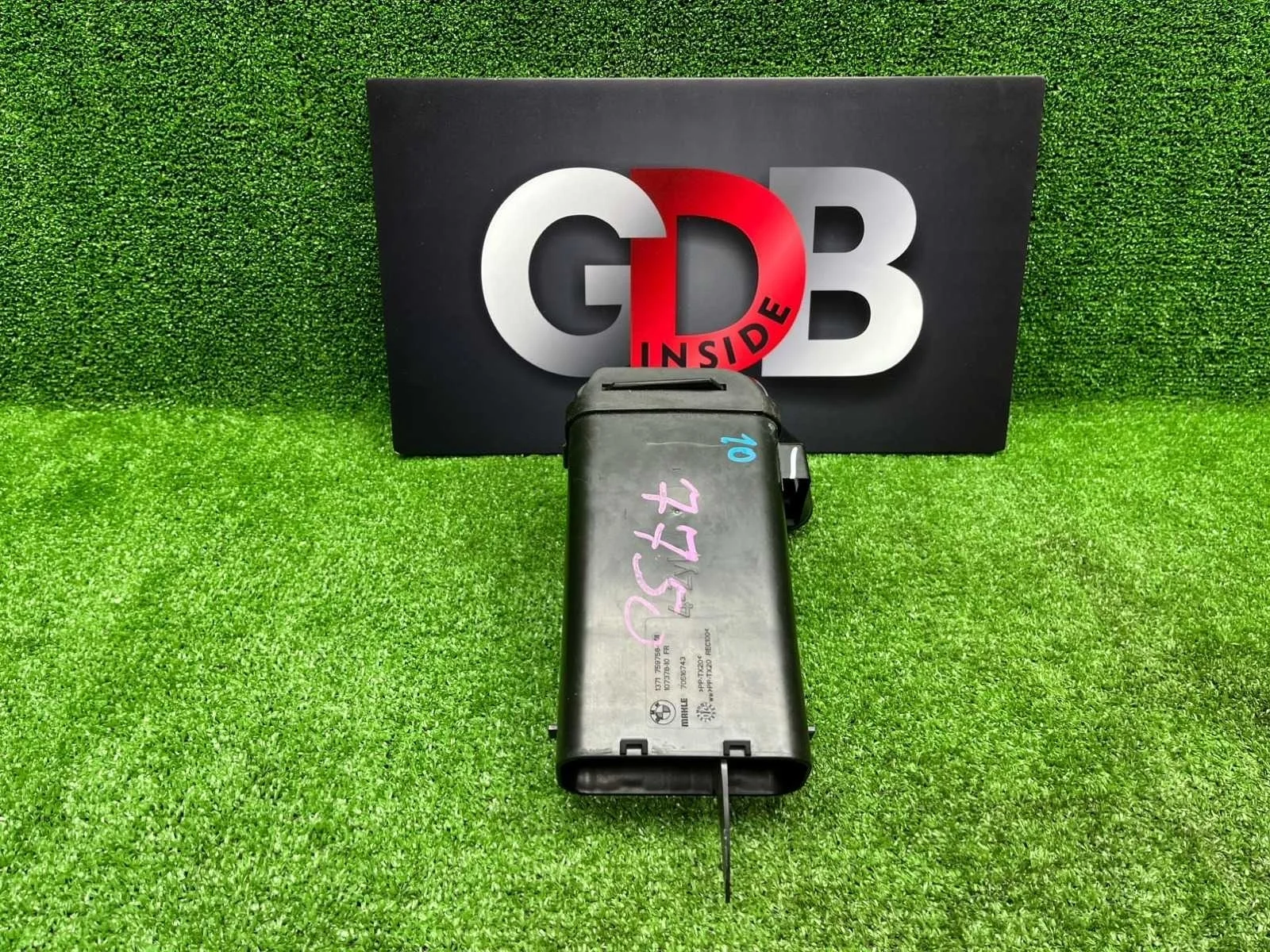 Воздуховод Bmw 1 Series 25.10.2014 13717597584 F20 N13B16A