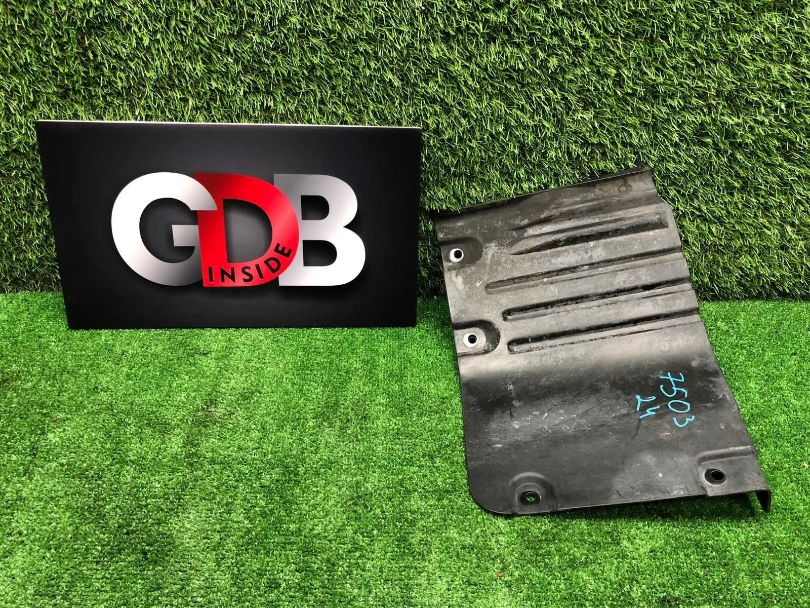 Подкрылок нижний BMW 5 series 19.05.2006 51717050538 E61 N52B25A, передний правый