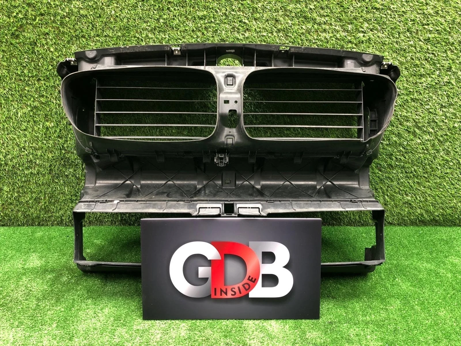 Воздуховод радиатора BMW 5 series 51748049669 F10, передний