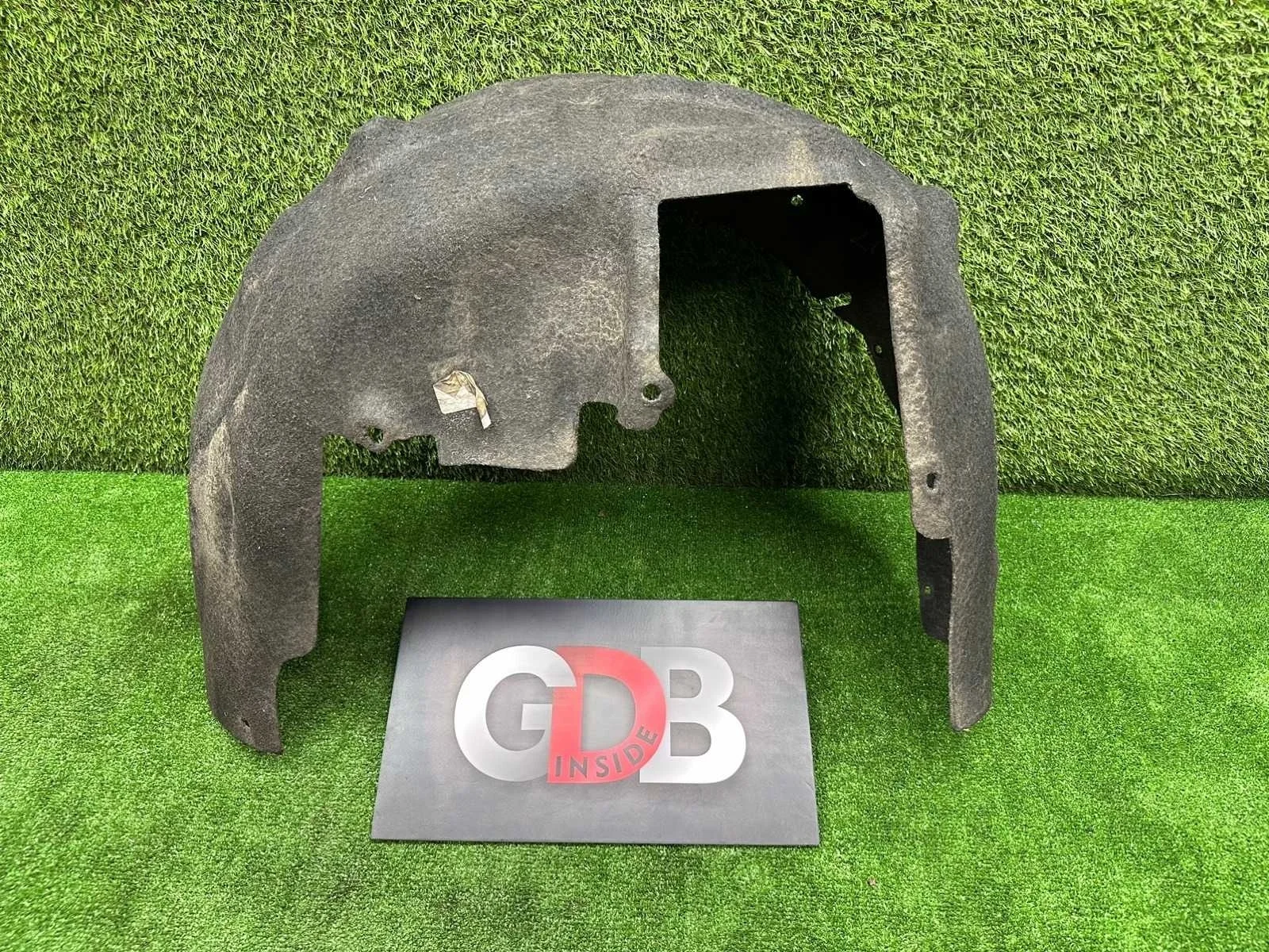 Подкрылок BMW 1 series 27.03.2012 51717241858 F20 N13B16A, задний правый