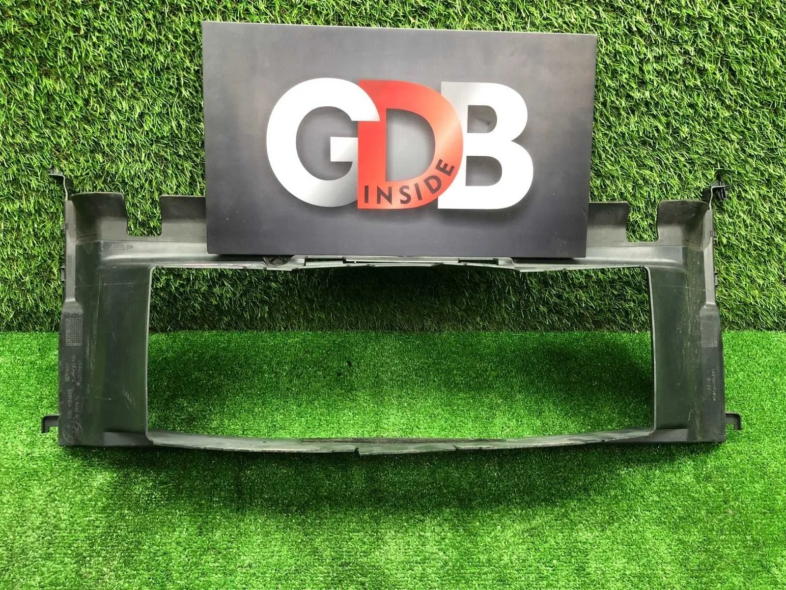 Воздуховод радиатора Bmw 3 Series 28.01.2013 51748054228 F30 N55B30A, передний