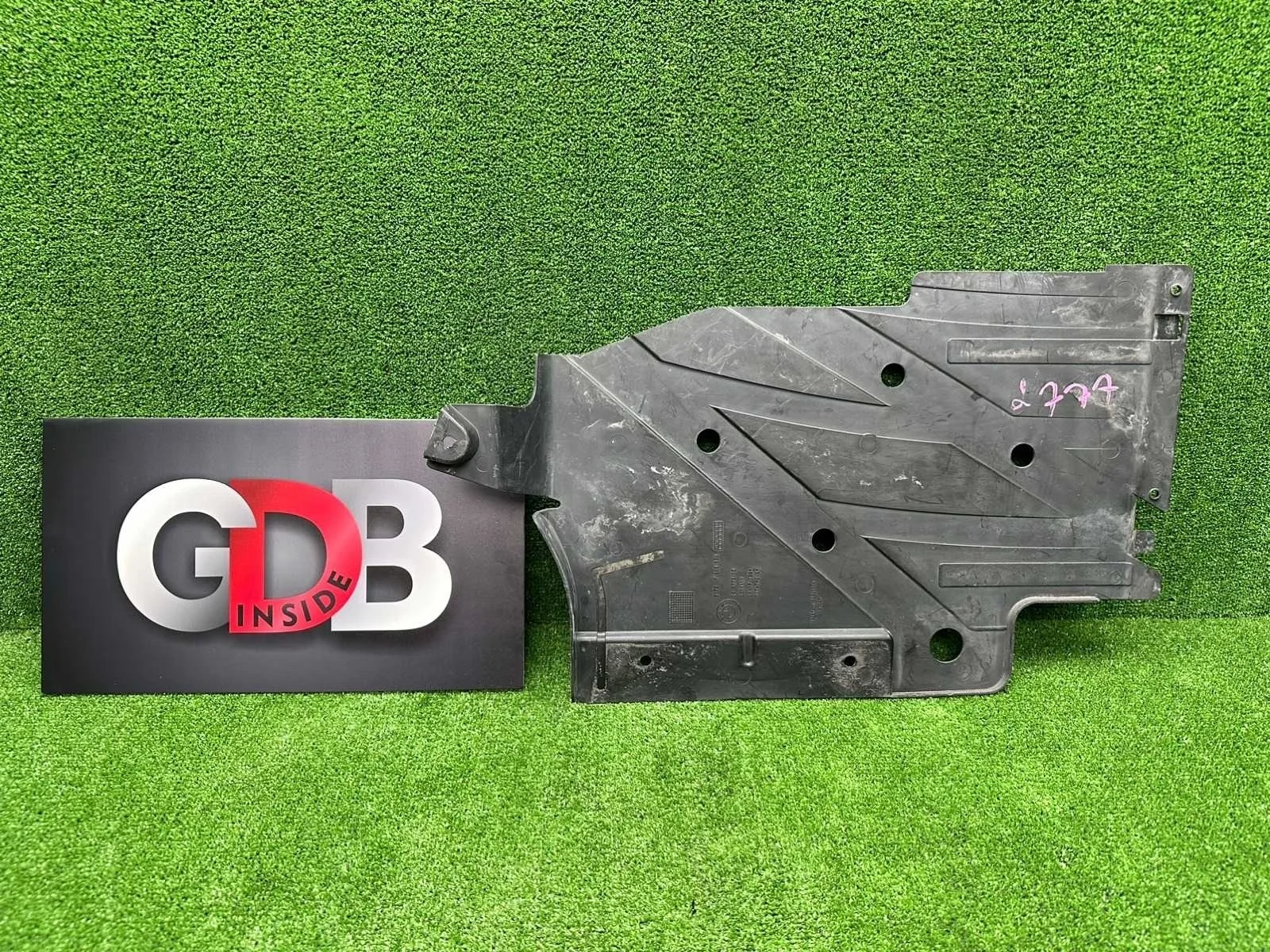 Защита днища BMW 3 series 18.01.2013 51757258050 F31 N20B20B, задняя правая