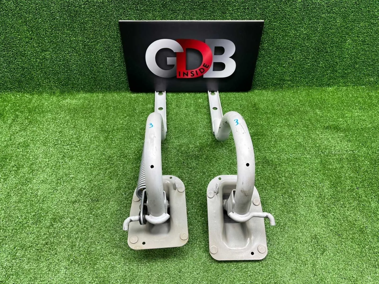 Петли крышки багажника BMW 5 series 10.2009 41627111387 E60 N52B25A