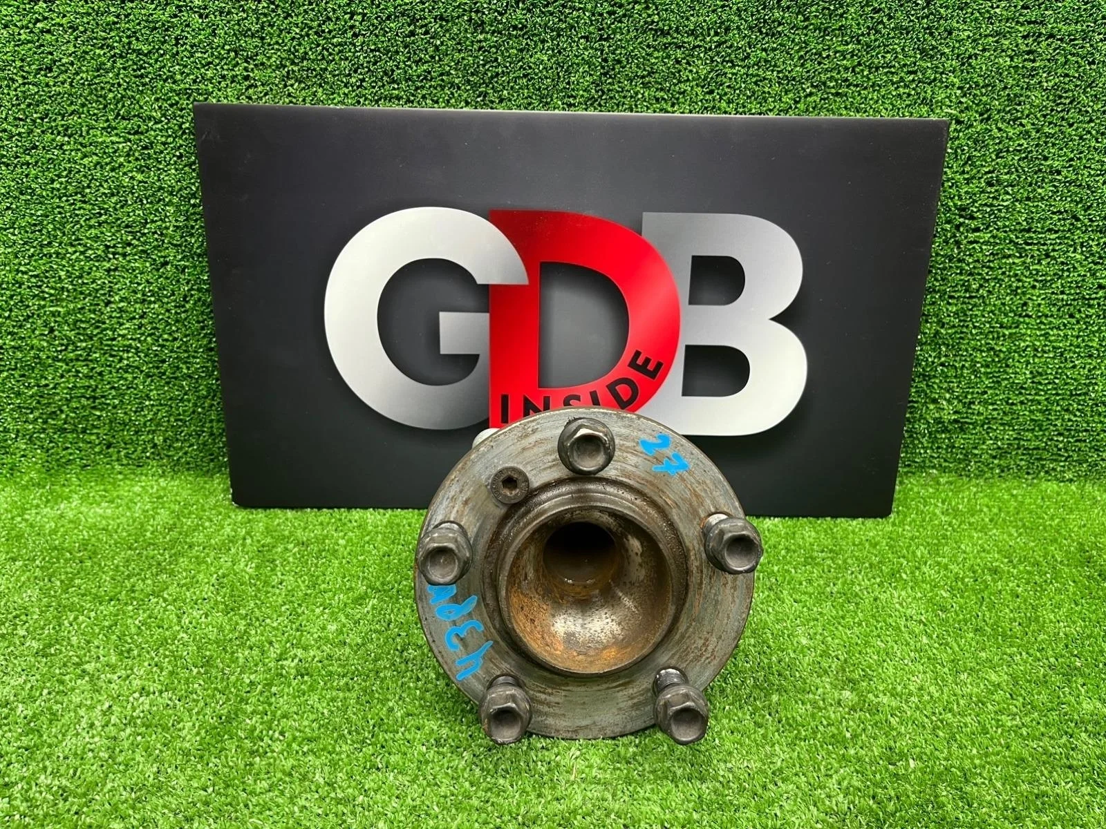 Ступица Bmw 5 Series 2011 31206872888 F10 N20B20B, передняя