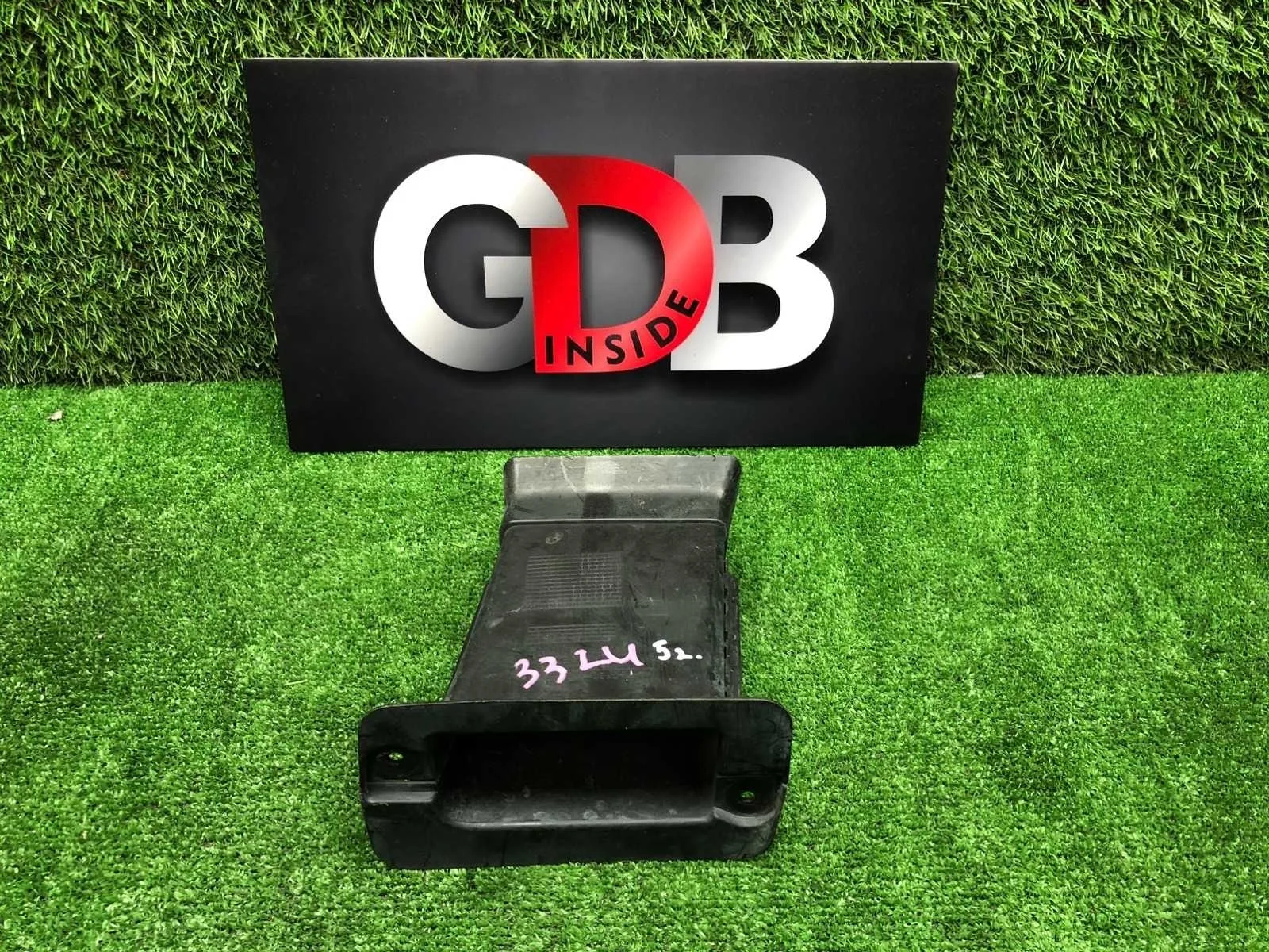 Воздуховод охлаждения тормозов BMW 7 series 08.05.2013 51757185168 F01 N55B30A, передний правый