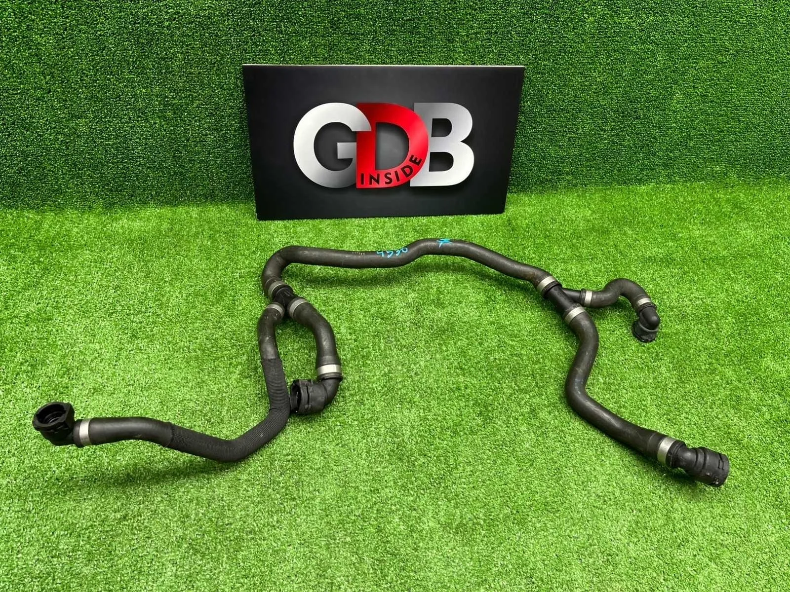 Патрубок системы охлаждения BMW 5 series 18.01.2011 17127578403 F10 N52B25AF