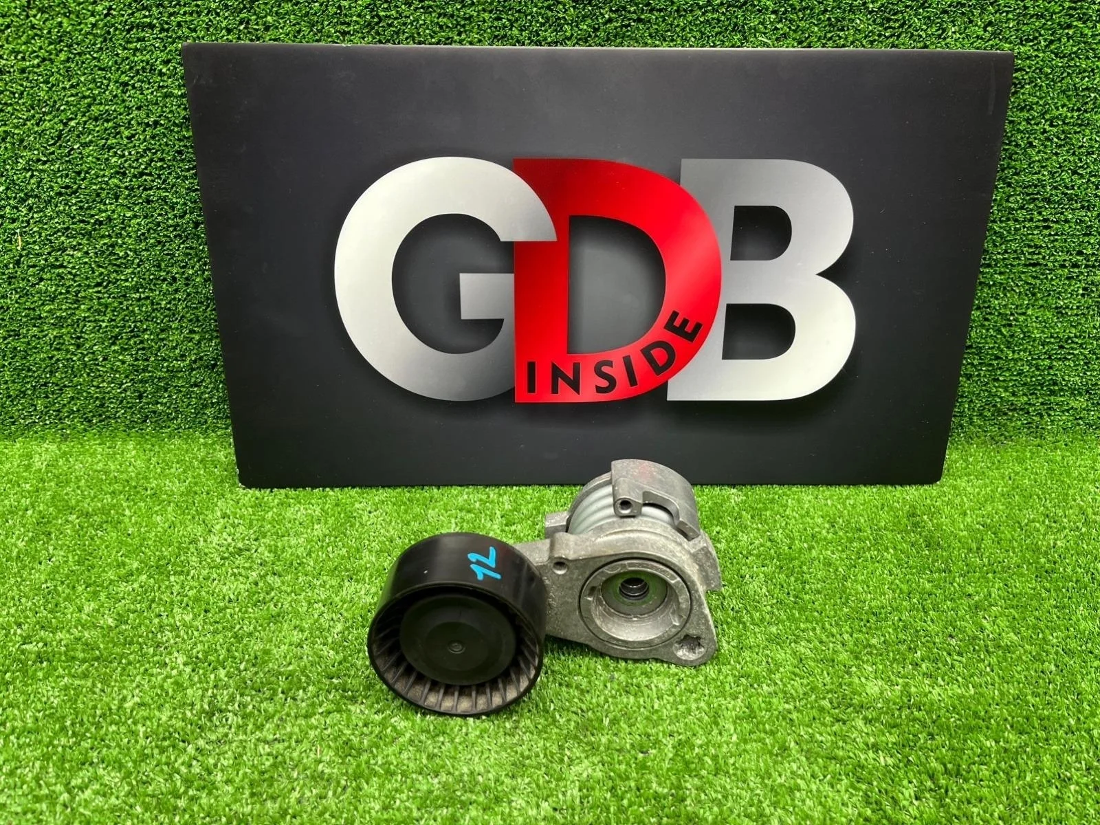 Натяжитель ремня приводного BMW 5 series 18.01.2011 11288620022 F10 N52B25AF