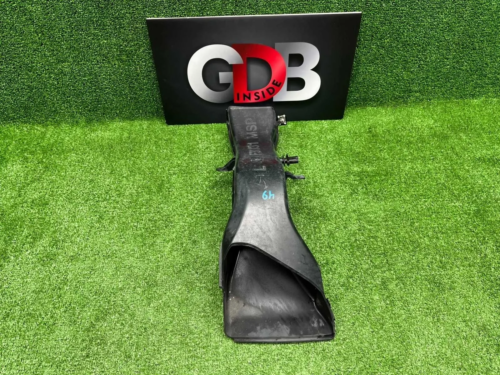 Воздуховод охлаждения тормозов Bmw 3 Series 19.09.2012 51748054229 F30 N55B30A, передний левый