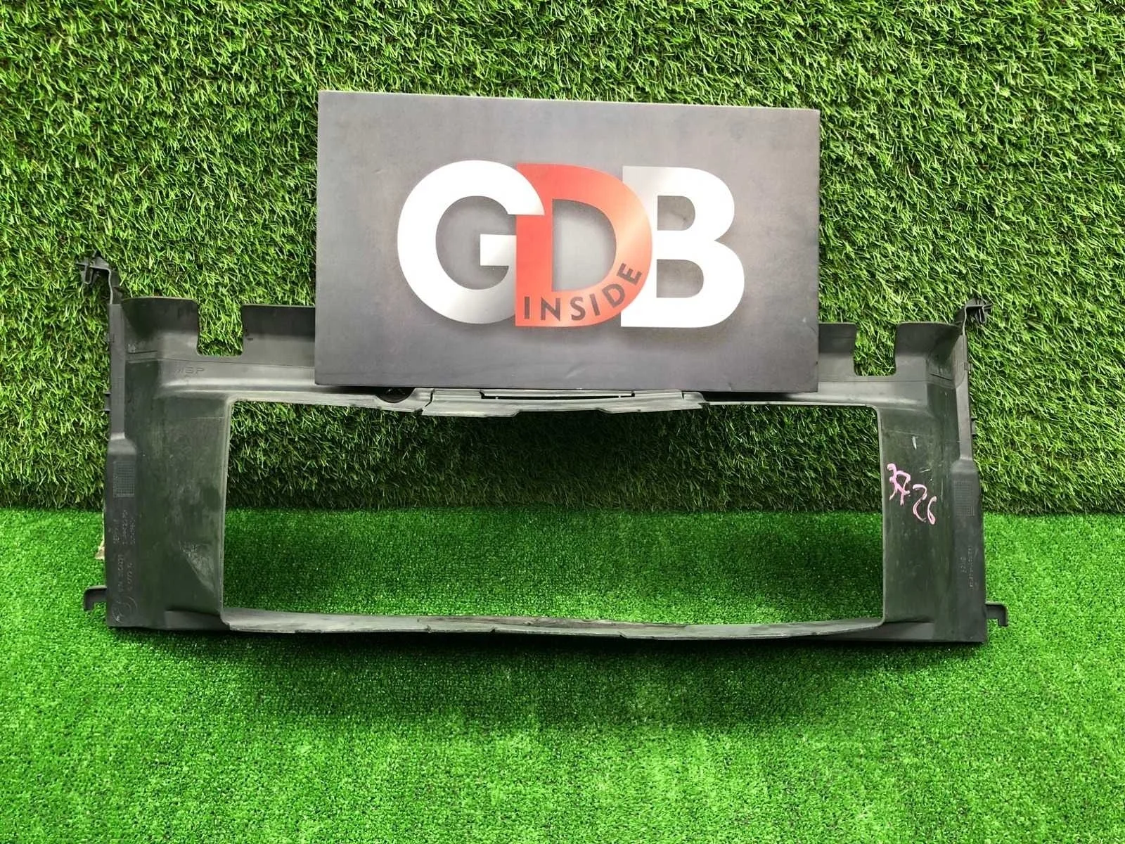 Воздуховод радиатора Bmw 3 Series 19.09.2012 51748054228 F30 N55B30A, передний