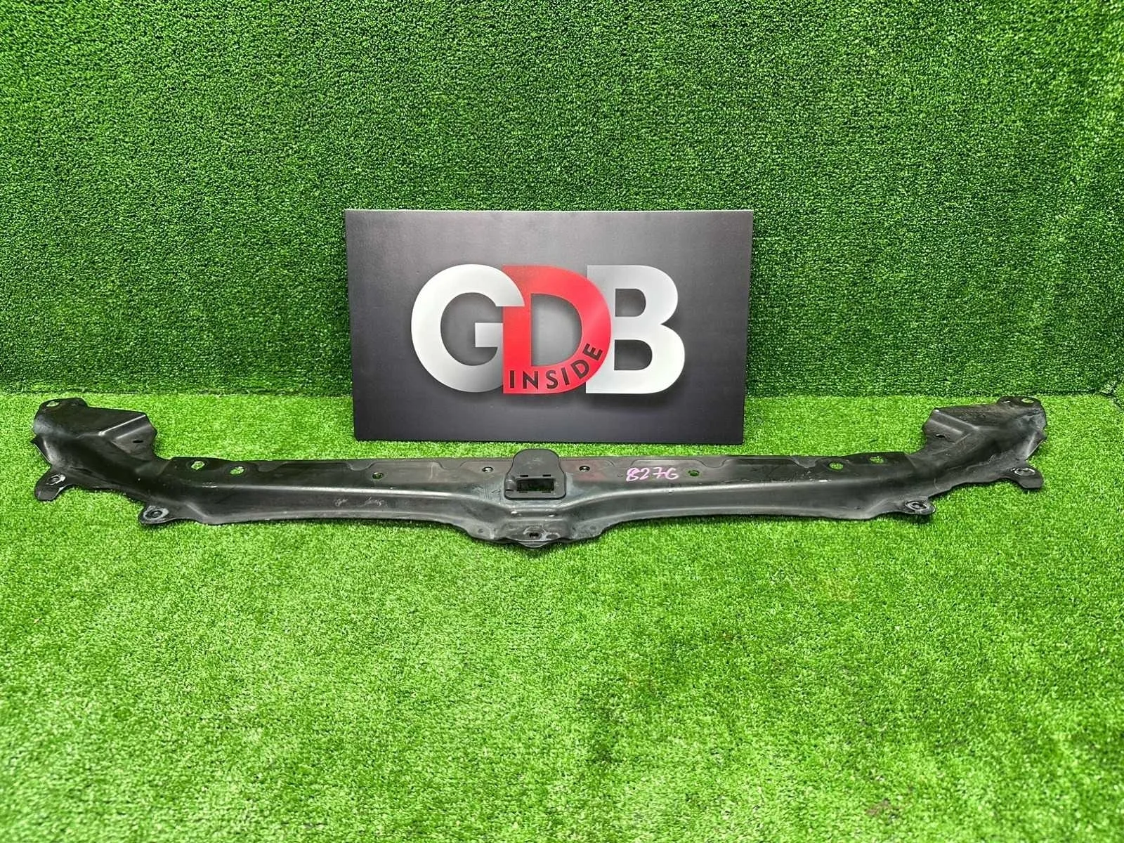 Рамка радиатора BMW 5 series 30.10.2008 51647163462 E60 N52B25A