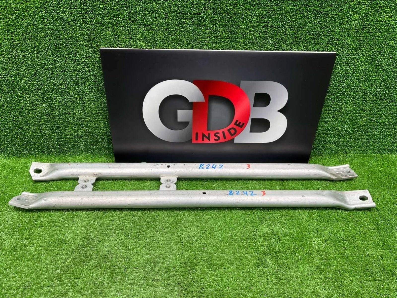 Распорка BMW X3 2012 51617210319 F25 N55B30A, передняя