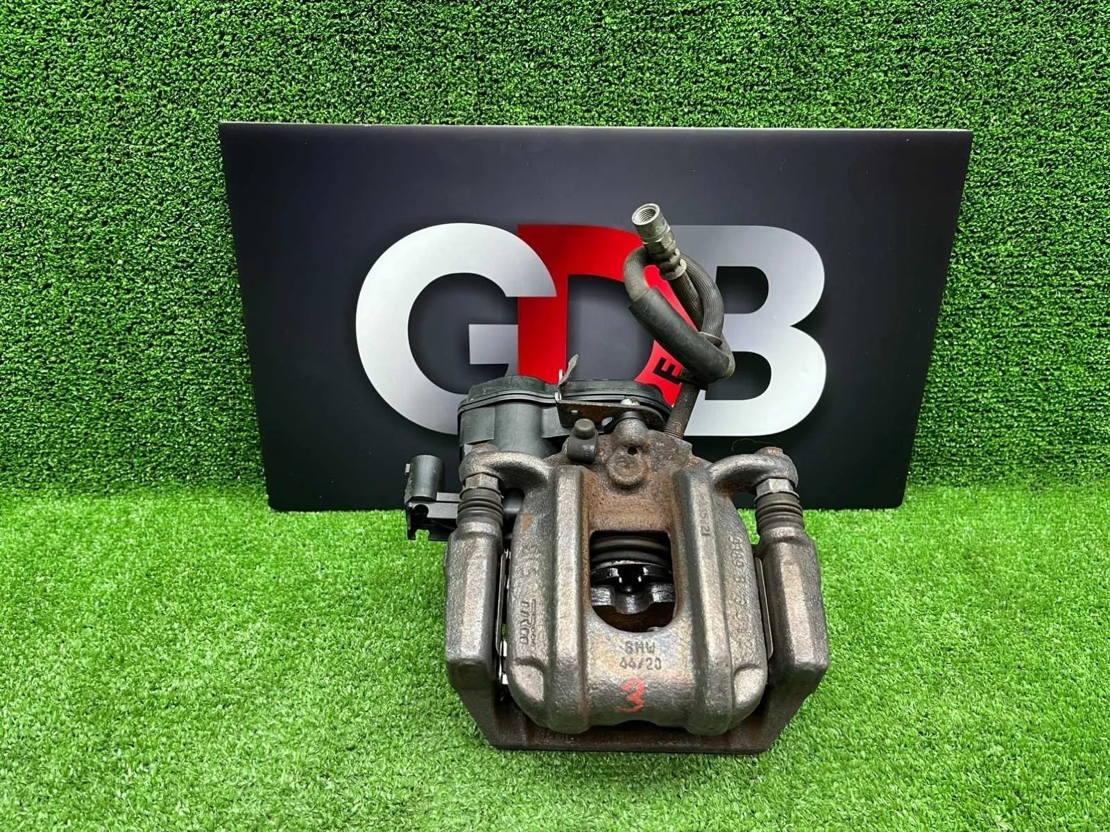 Суппорт BMW 5 series 20.02.2013 34216793041 F10 N20B20B, задний левый