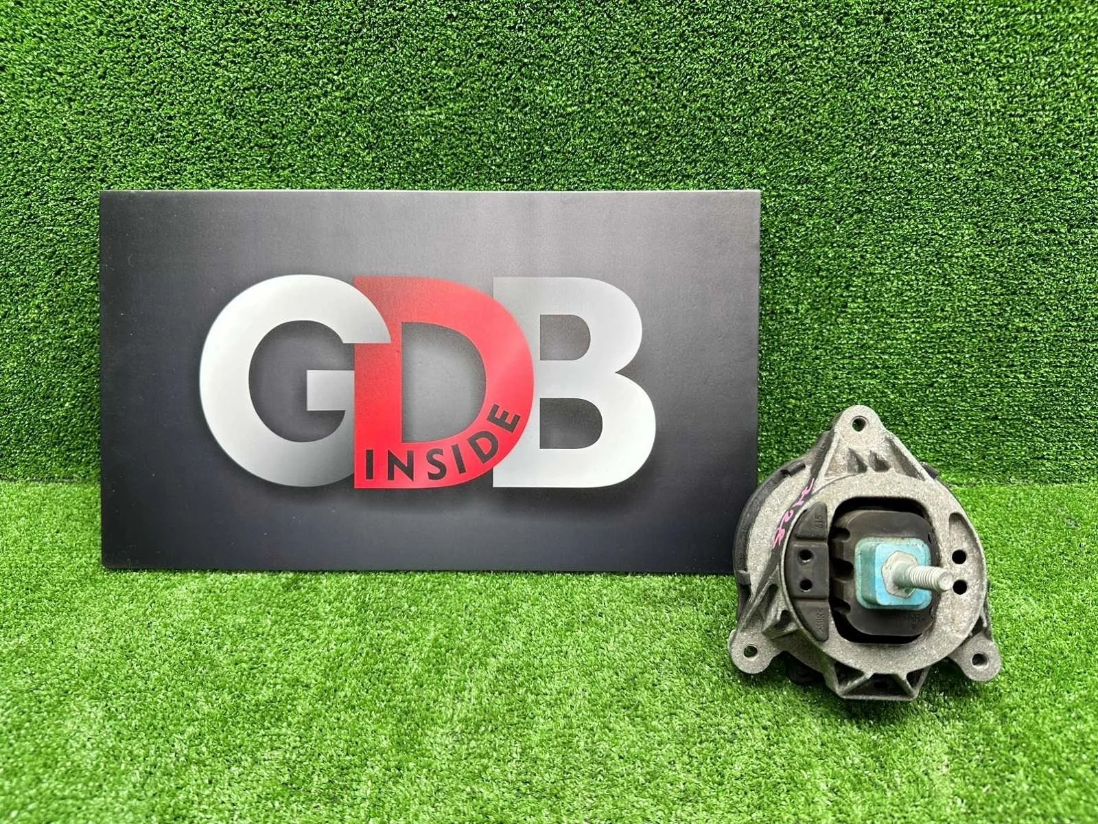 Подушка двигателя BMW 1 series 23.10.2012 22116854251 F20 N13B16A, левая