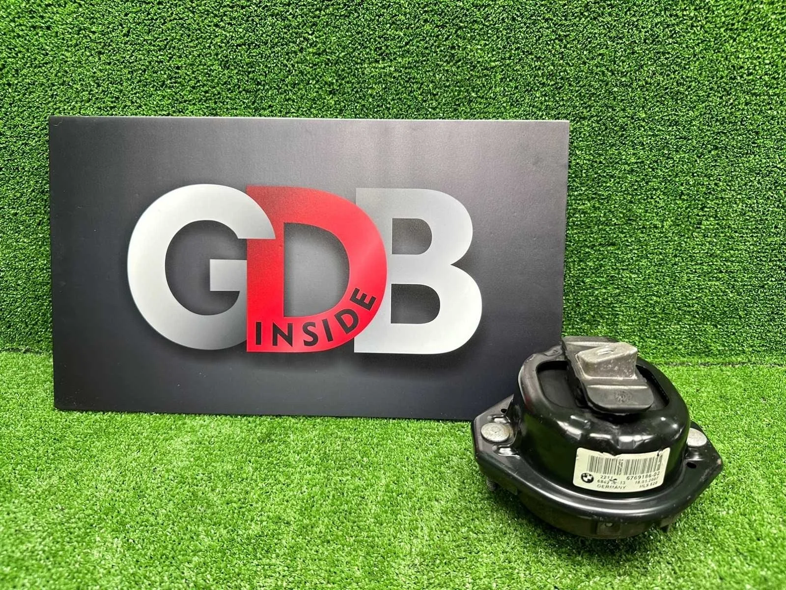 Подушка двигателя Bmw 7 Series 30.01.2007 22116769186 E65 N62B40A, правая