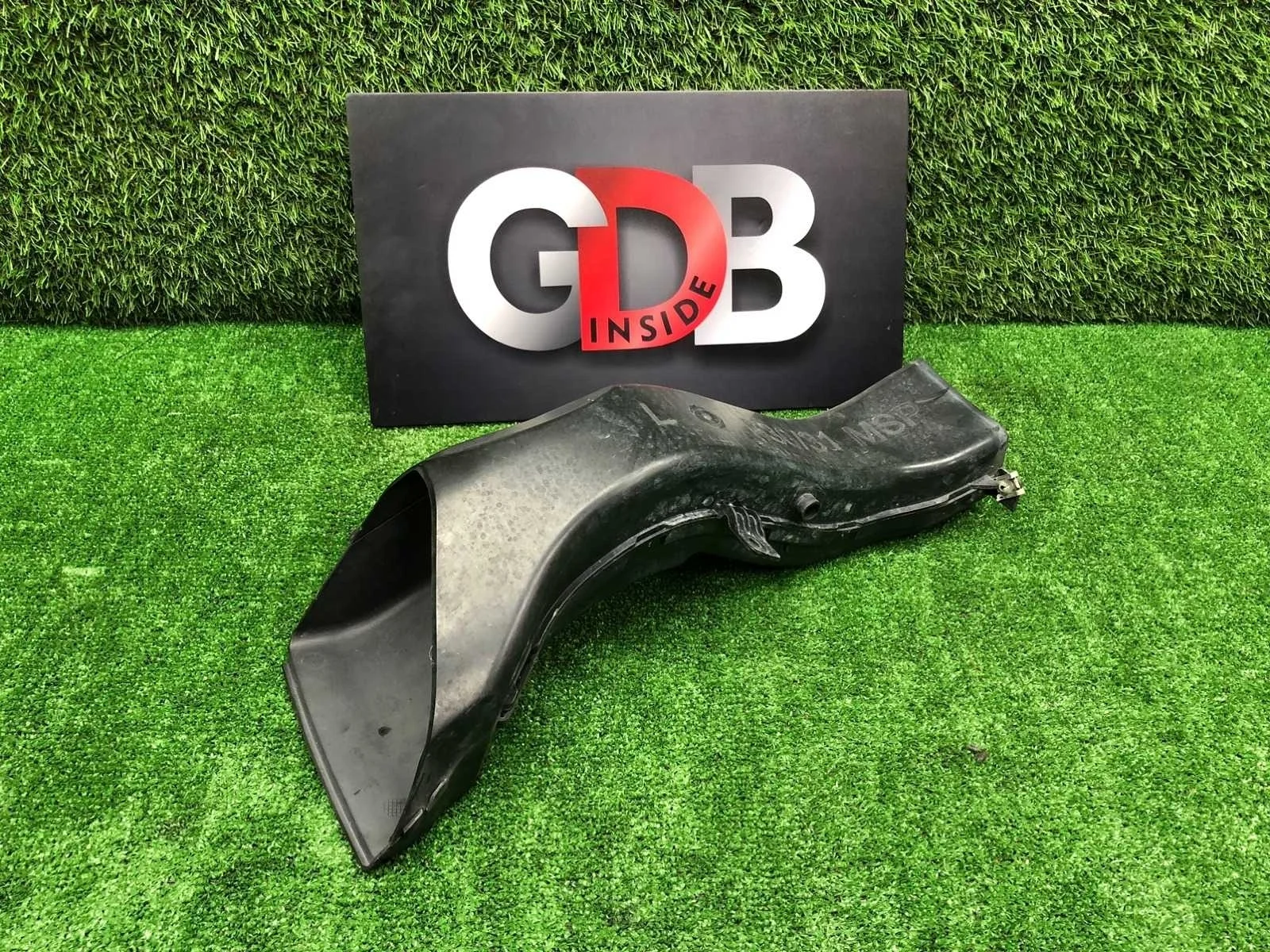 Воздуховод охлаждения тормозов Bmw 3 Series 06.09.2012 51748054229 F30 N20B20B, передний левый