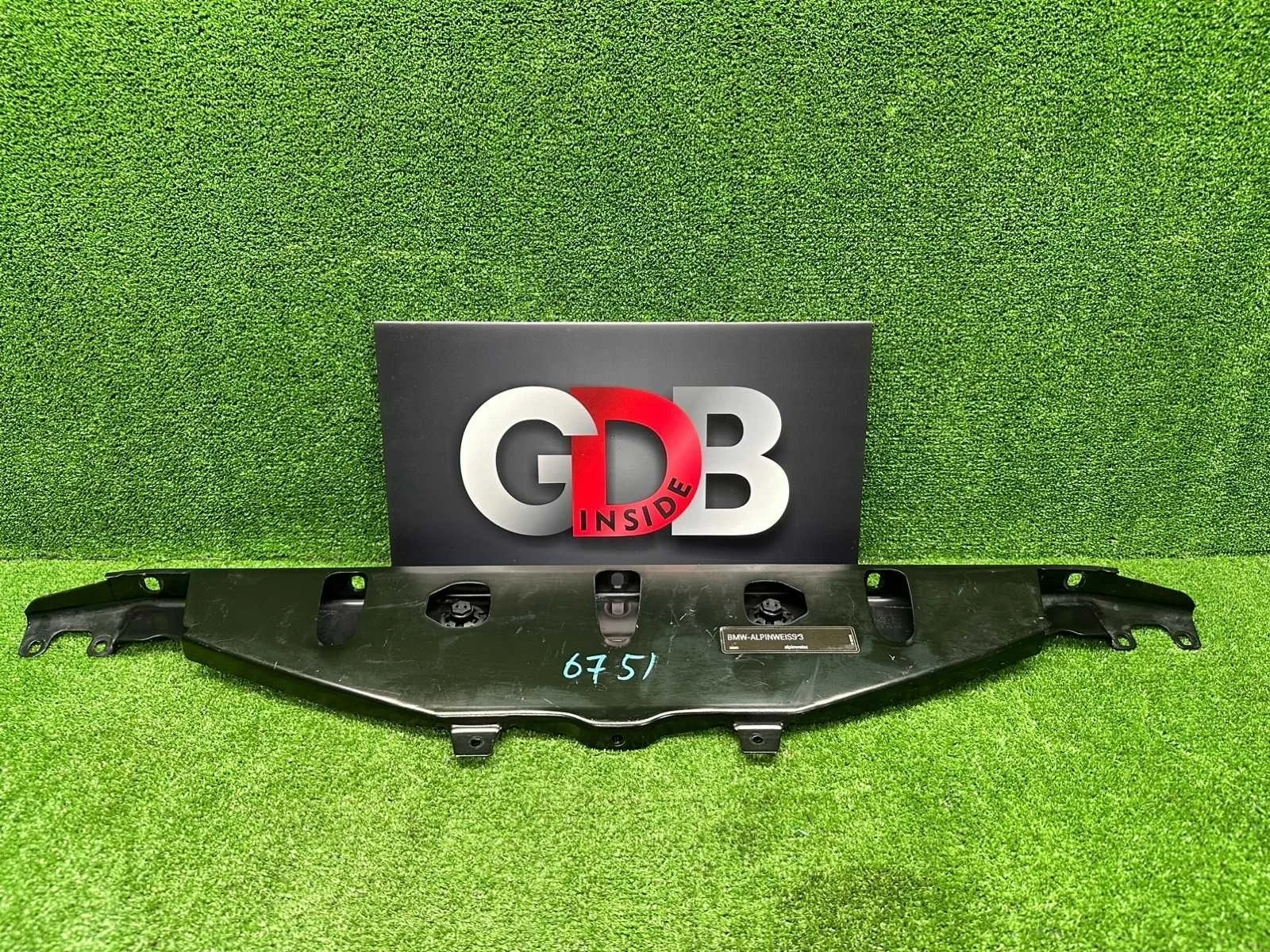 Верхняя планка телевизора BMW 5 series 2012 51647200689 F11 N20B20B