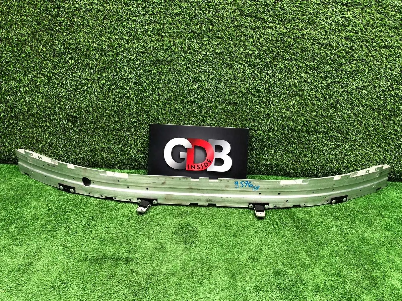 Усилитель бампера BMW 5 series 26.10.2009 51117148586 E60 N52B25A, передний