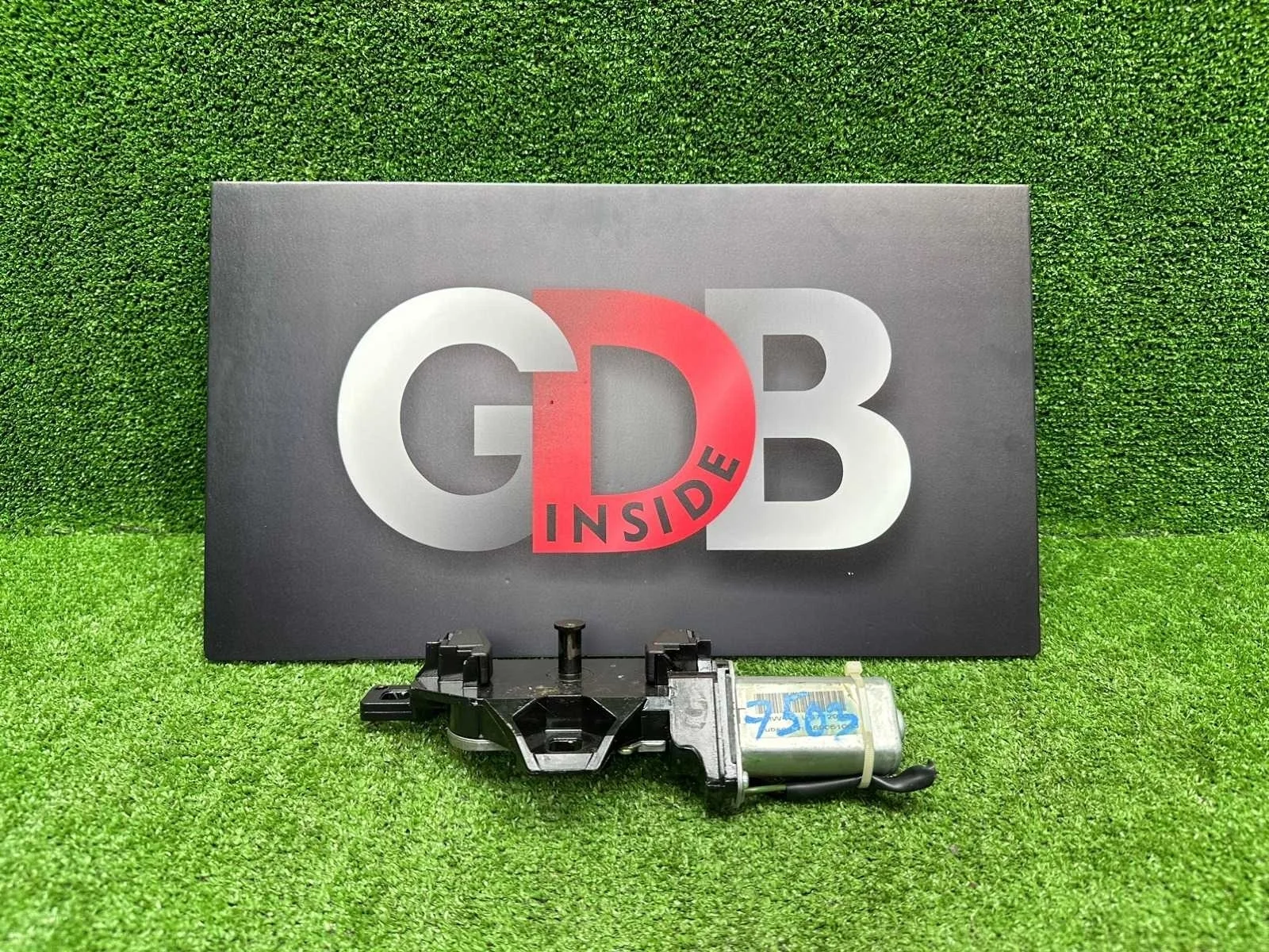 Замок багажника BMW 5 series 19.05.2006 67107114613 E61 N52B25A