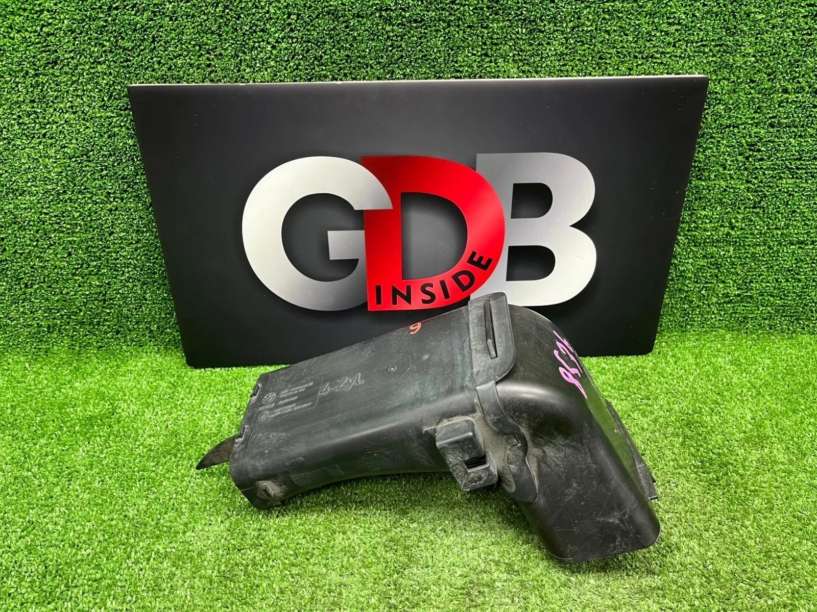 Воздуховод Bmw 3 Series 06.09.2012 13717597585 F30 N20B20B