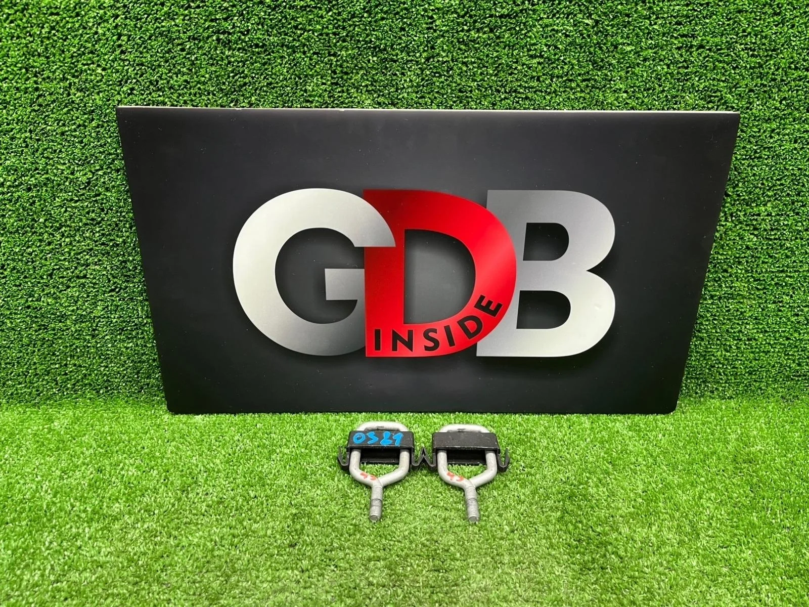 Скоба замка капота BMW 3 series 06.08.2013 51237247080 F30 N20B20B, передняя