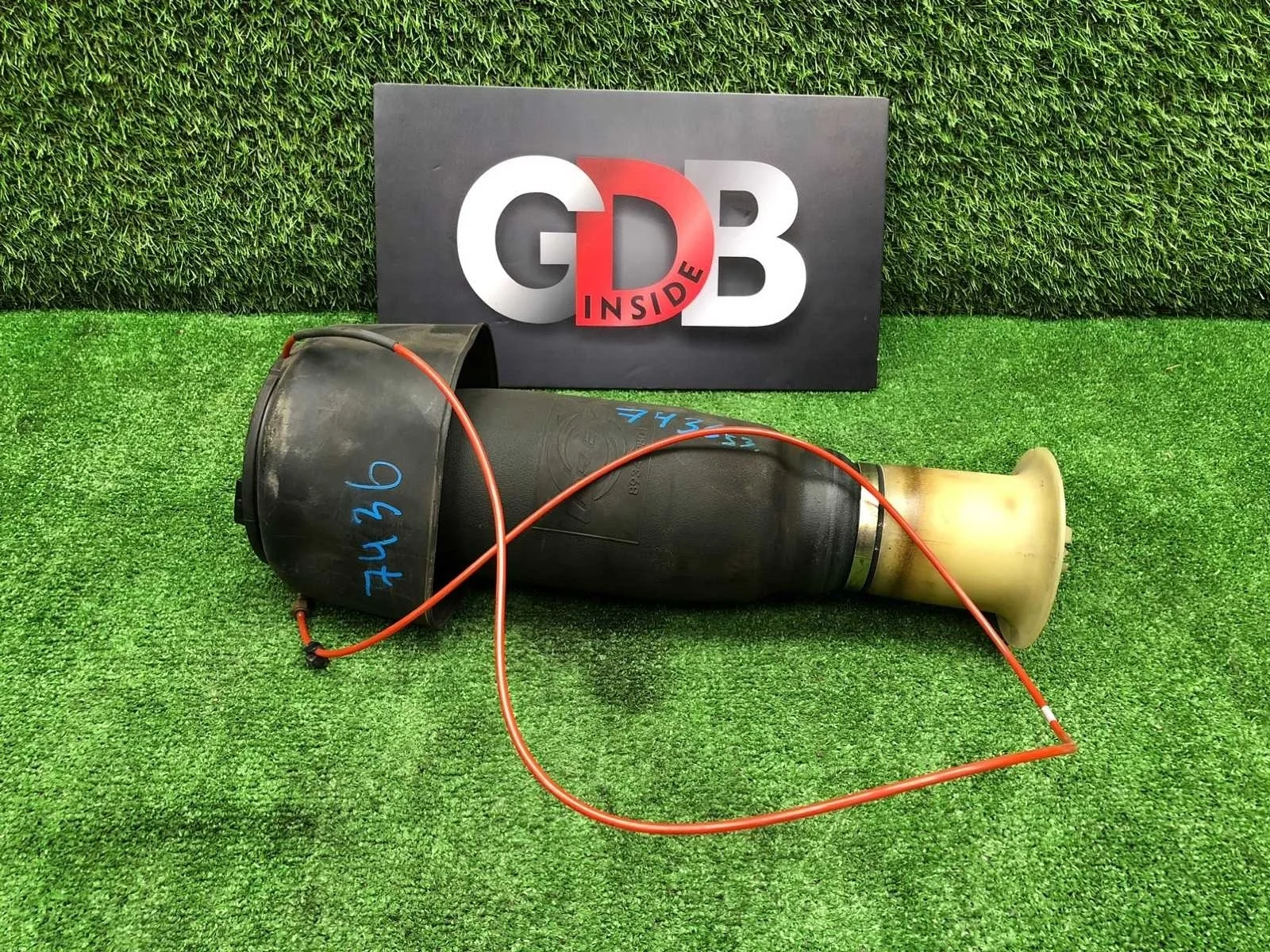 Пневмоподушка BMW 5 series 2011 37106781843 F11 N52B25A, задняя левая