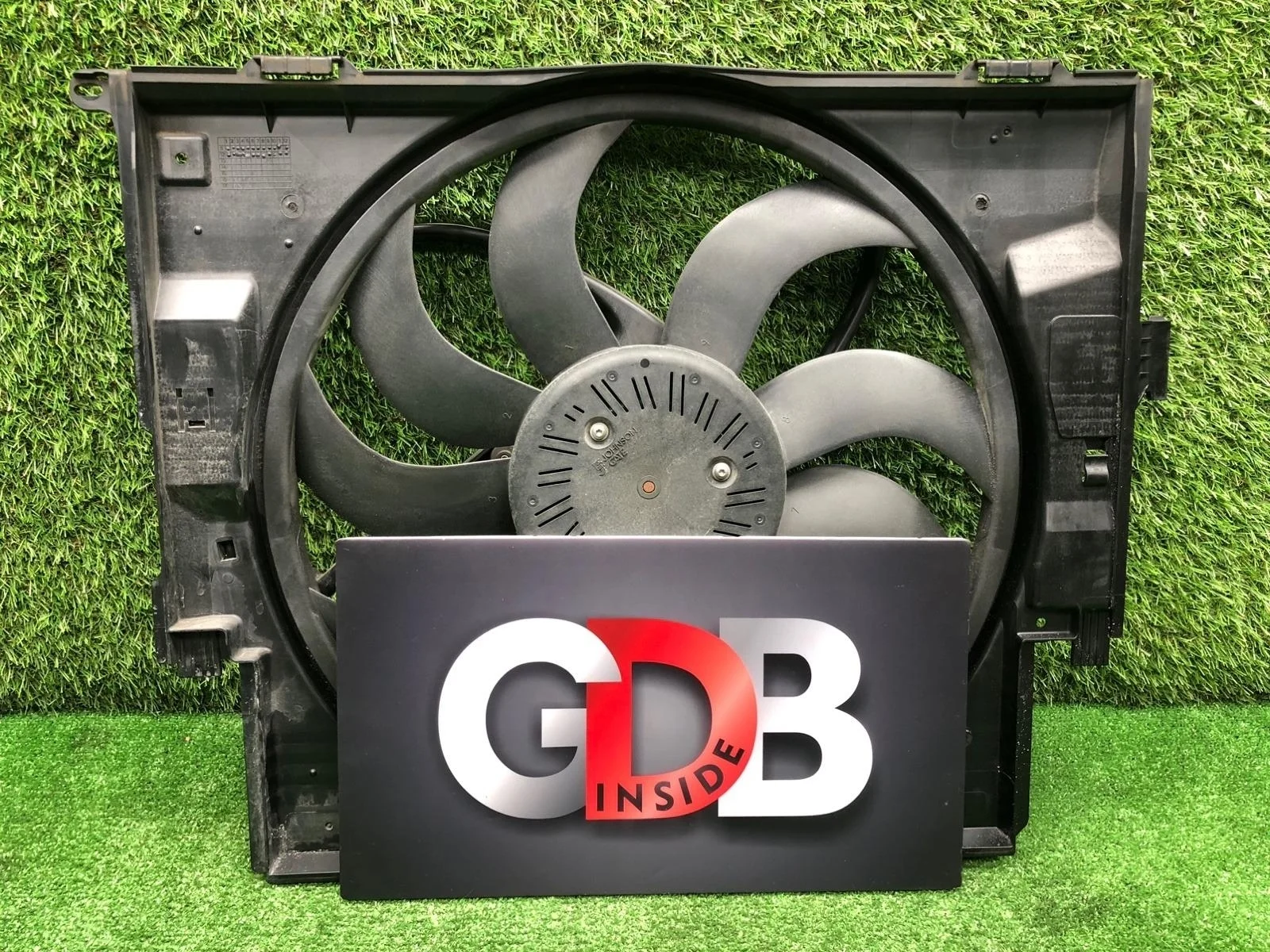 Вентилятор радиатора Bmw 3 Series 2013 17428641963 F30 N20B20A, передний