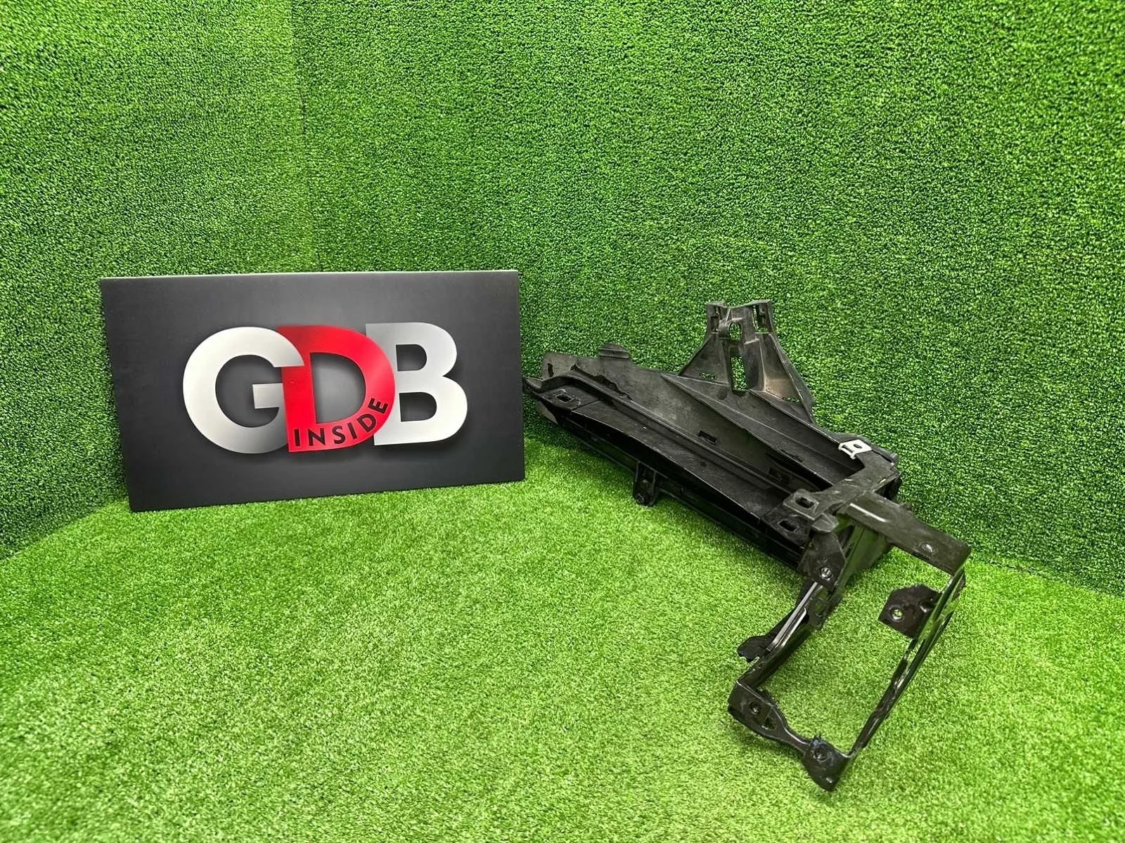 Кронштейн фары Bmw 7 Series 10.08.2012 51647184159 F01 N55B30A, передний левый