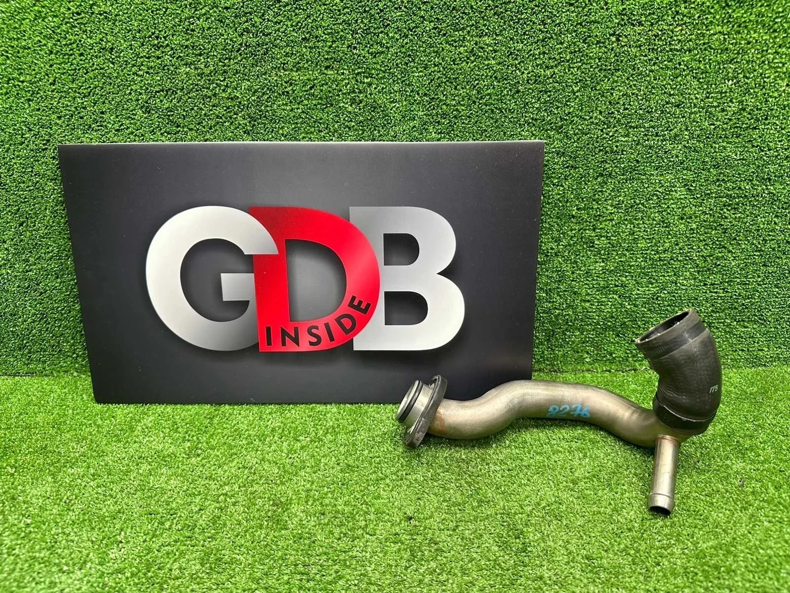 Патрубок системы охлаждения Bmw 5 Series 30.10.2008 11537516414 E60 N52B25A