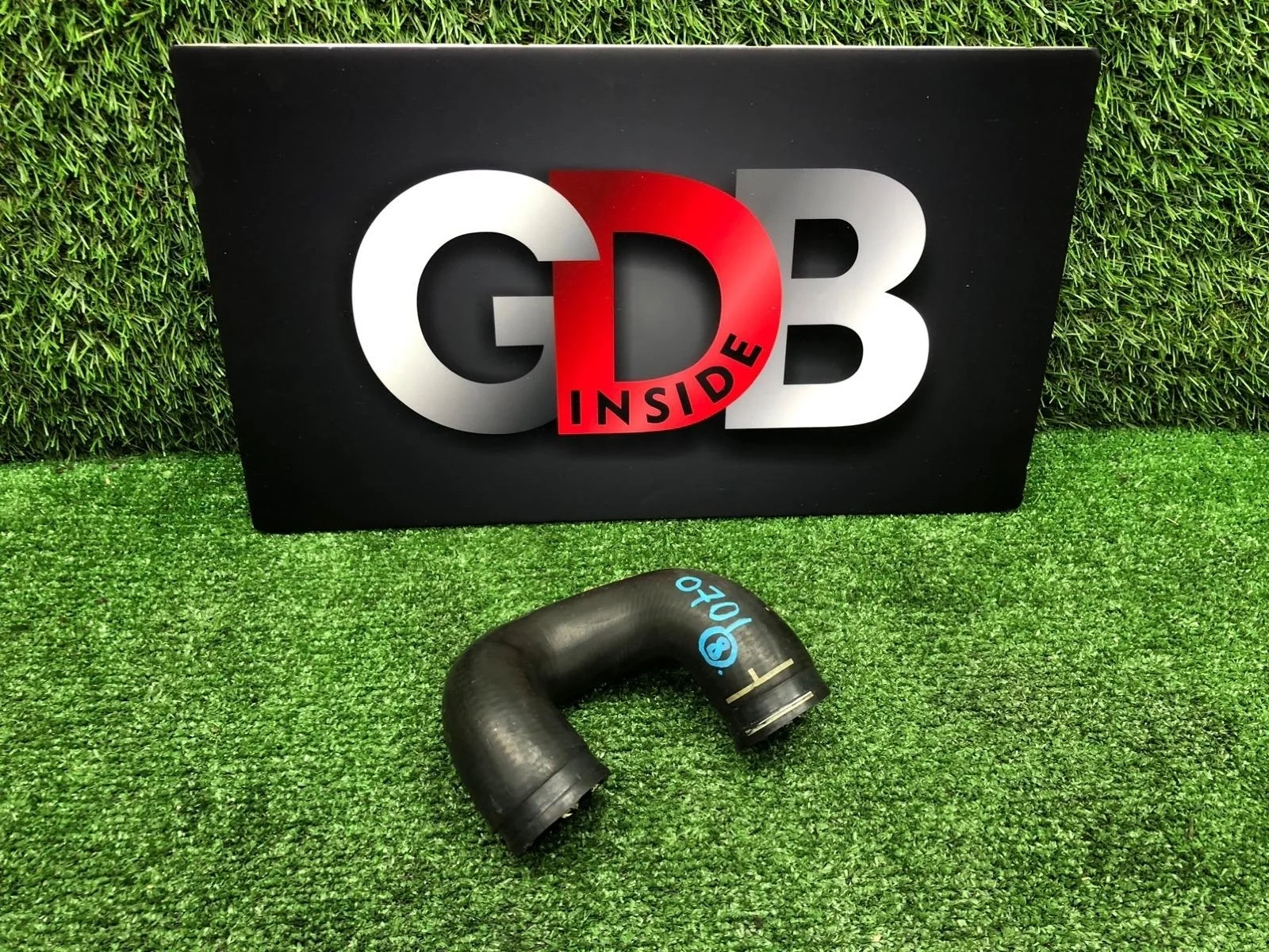 Патрубок системы охлаждения BMW 5 series 17.05.2006 11537521049 E60 N52B25A