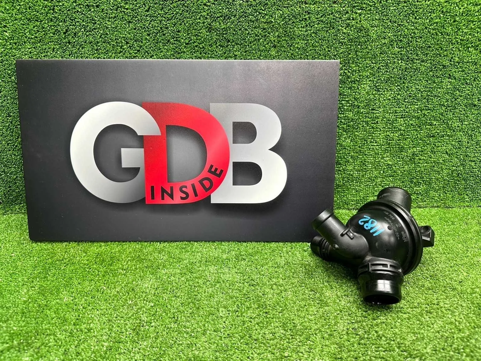 Термостат BMW 5 series 23.09.2010 11538671517 F11 N52B25AF