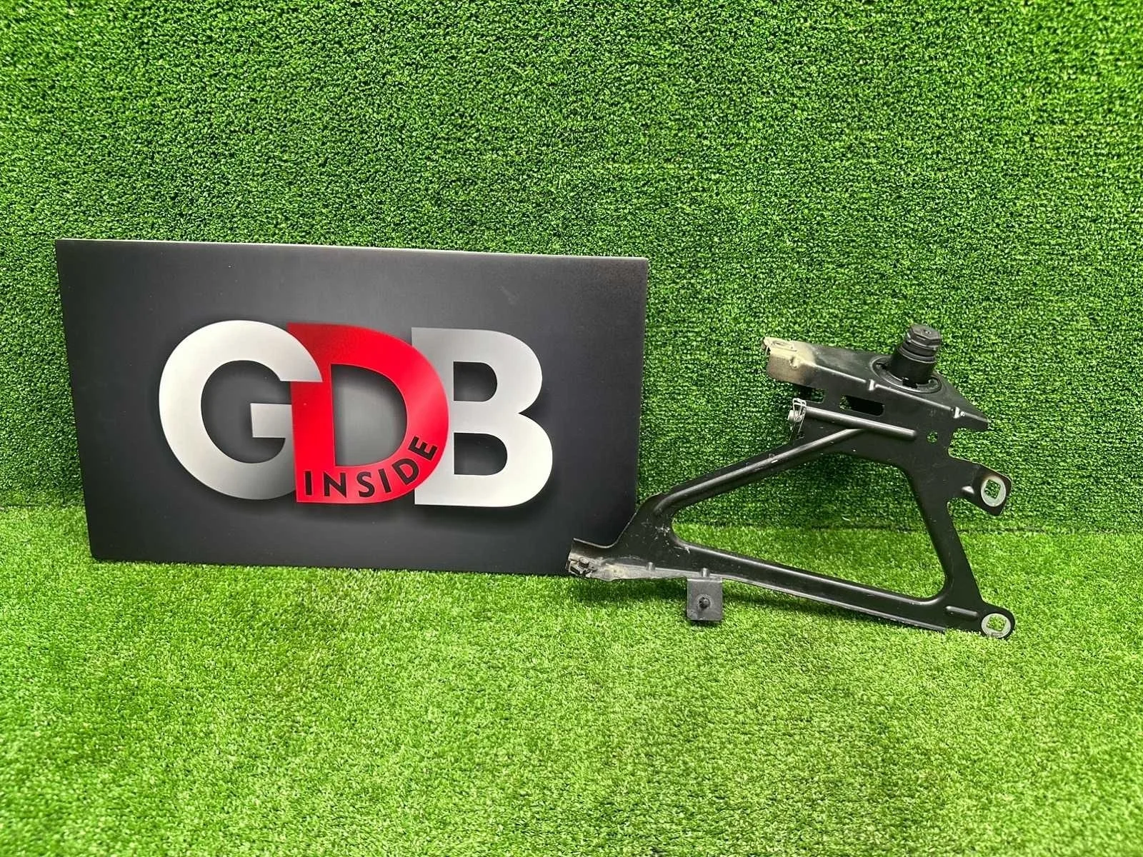 Кронштейн крыла Bmw 7 Series 08.05.2013 41357207186 F01 N55B30A, передний правый