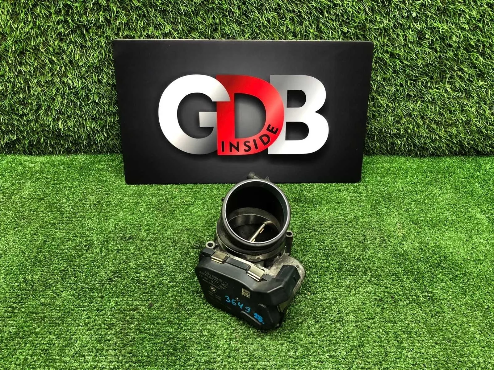 Дроссельная заслонка BMW X1 04.07.2011 13547556118 E84 N52B30A