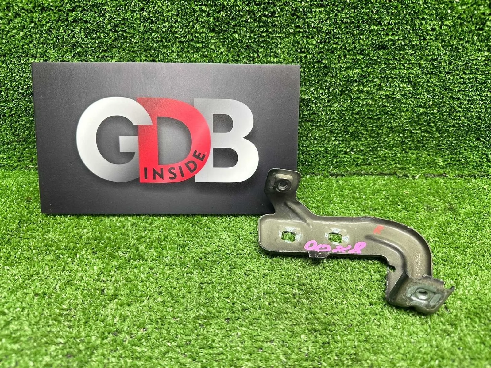 Кронштейн крыла BMW 3 series 28.01.2013 41358066940 F30 N55B30A, передний правый