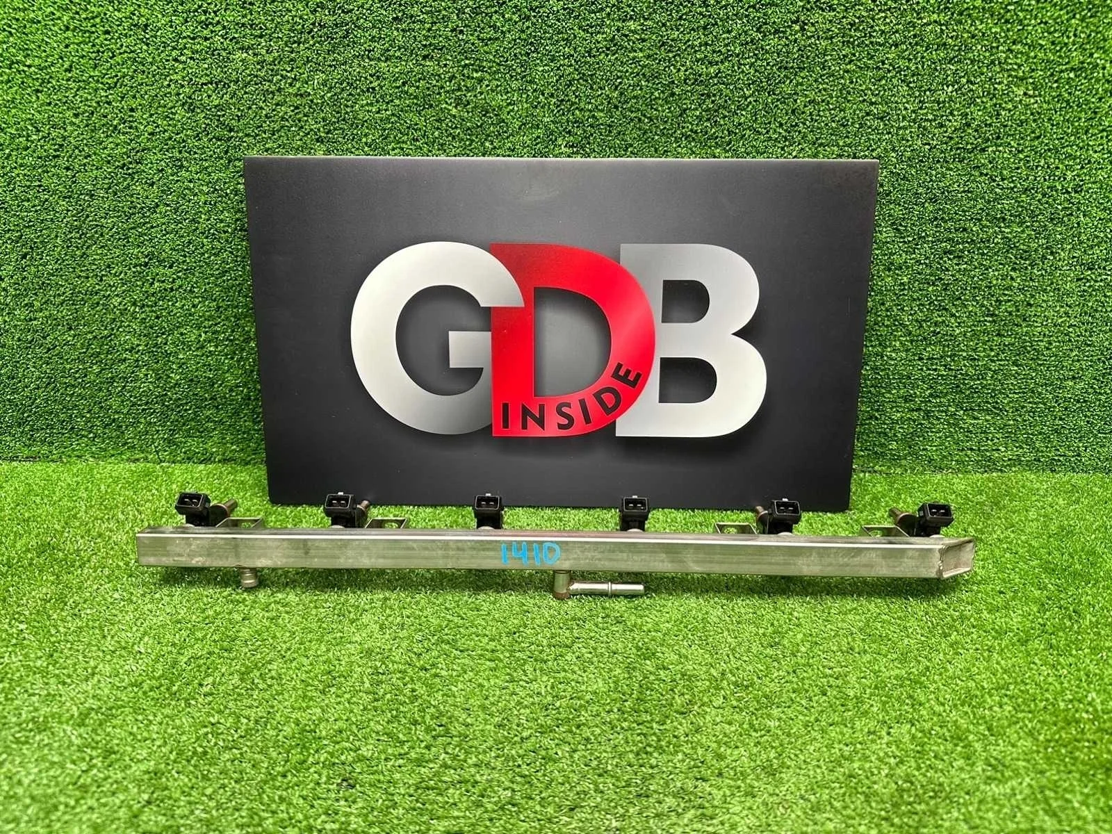 Топливная рампа с форсунками Bmw 5 Series 26.11.2010 13537542541 F11 N52B25AF