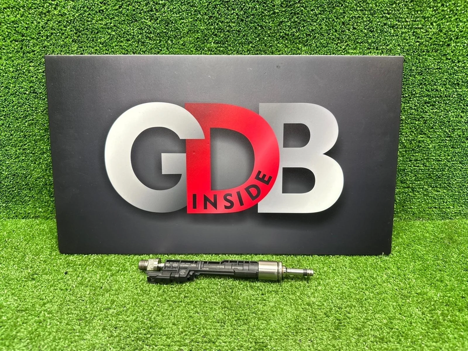 Топливная форсунка Bmw 3 Series 28.01.2013 13647597870 F30 N55B30A