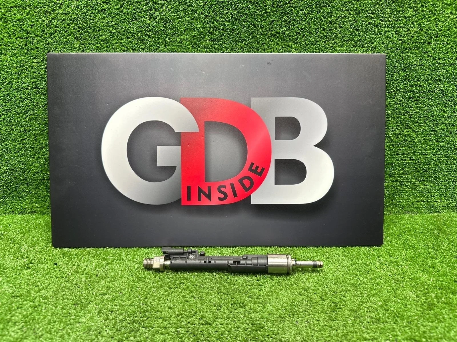 Топливная форсунка Bmw 3 Series 28.01.2013 13647597870 F30 N55B30A