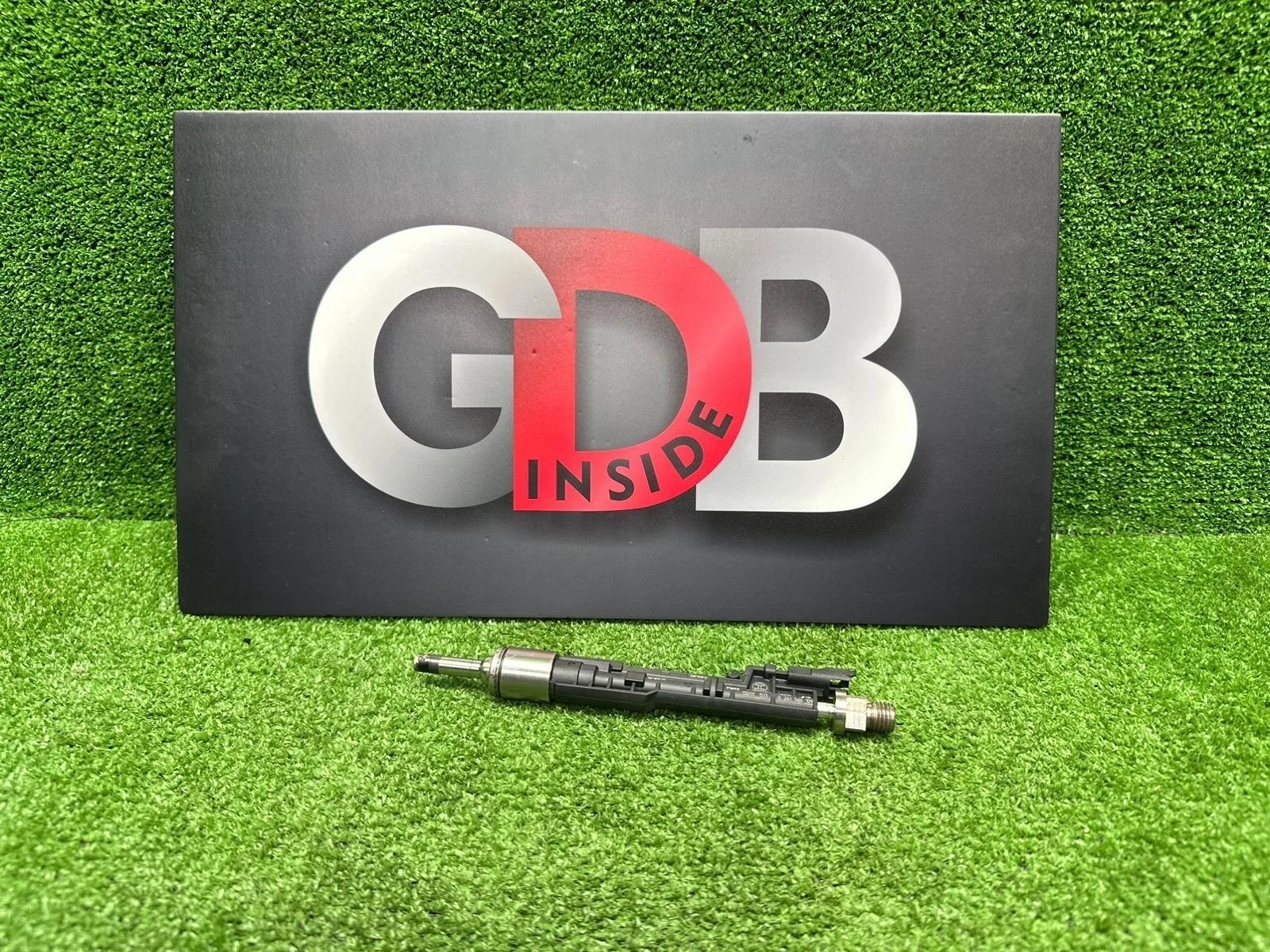 Топливная форсунка Bmw 3 Series 28.01.2013 13647597870 F30 N55B30A