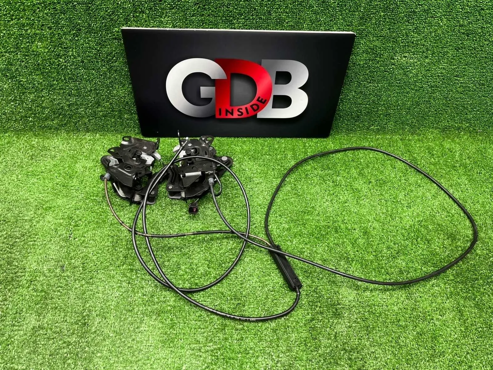 Замок капота Bmw 5 Series 09.03.2010 51237183762 F10 N52B30A, передний