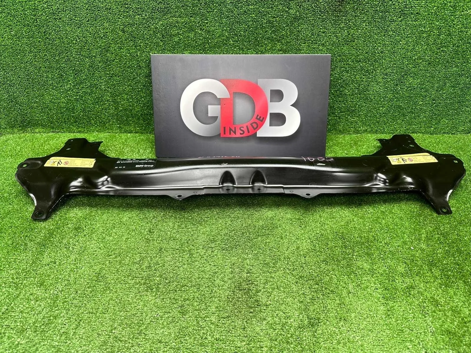 Рамка радиатора BMW 7 series 30.01.2007 51717022966 E65 N62B40A