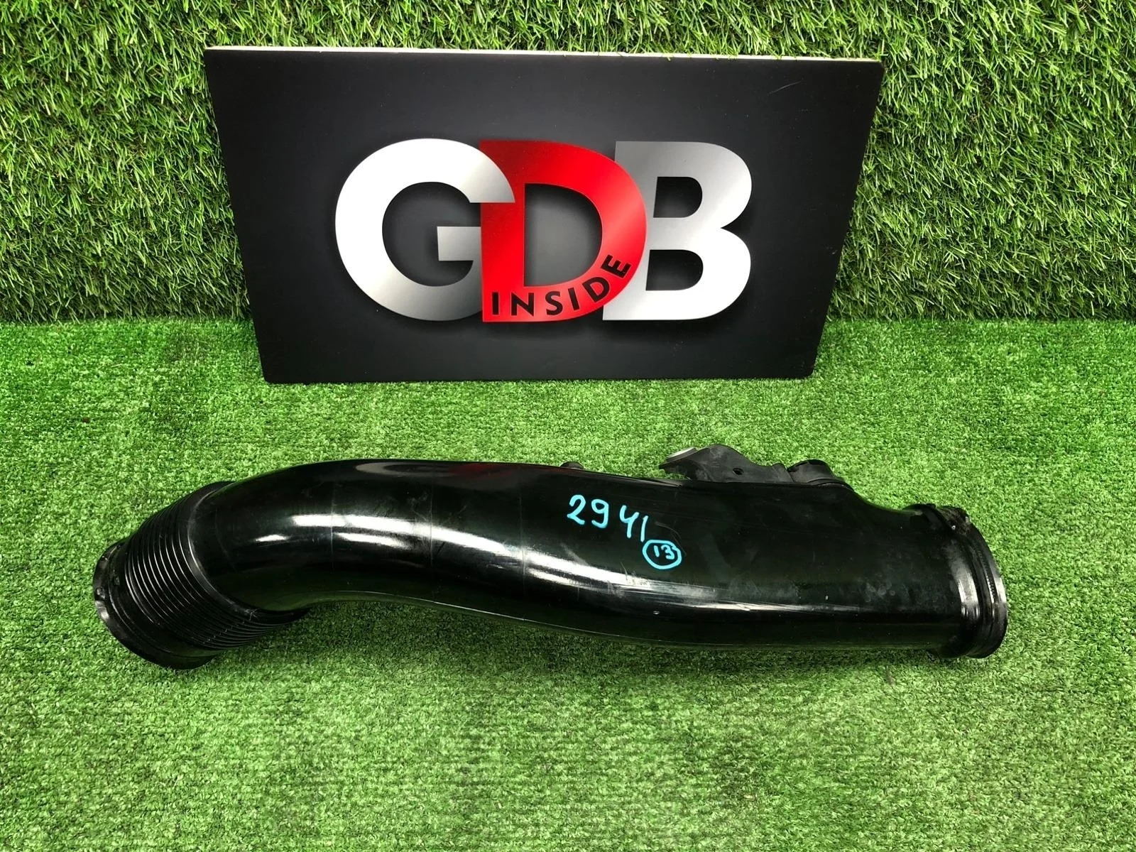 Патрубок интеркулера Bmw 7 Series 10.08.2012 13717583726 F01 N55B30A