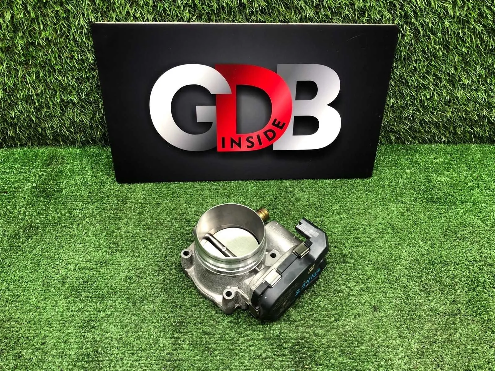 Дроссельная заслонка BMW 7 series 10.08.2012 13547597871 F01 N55B30A