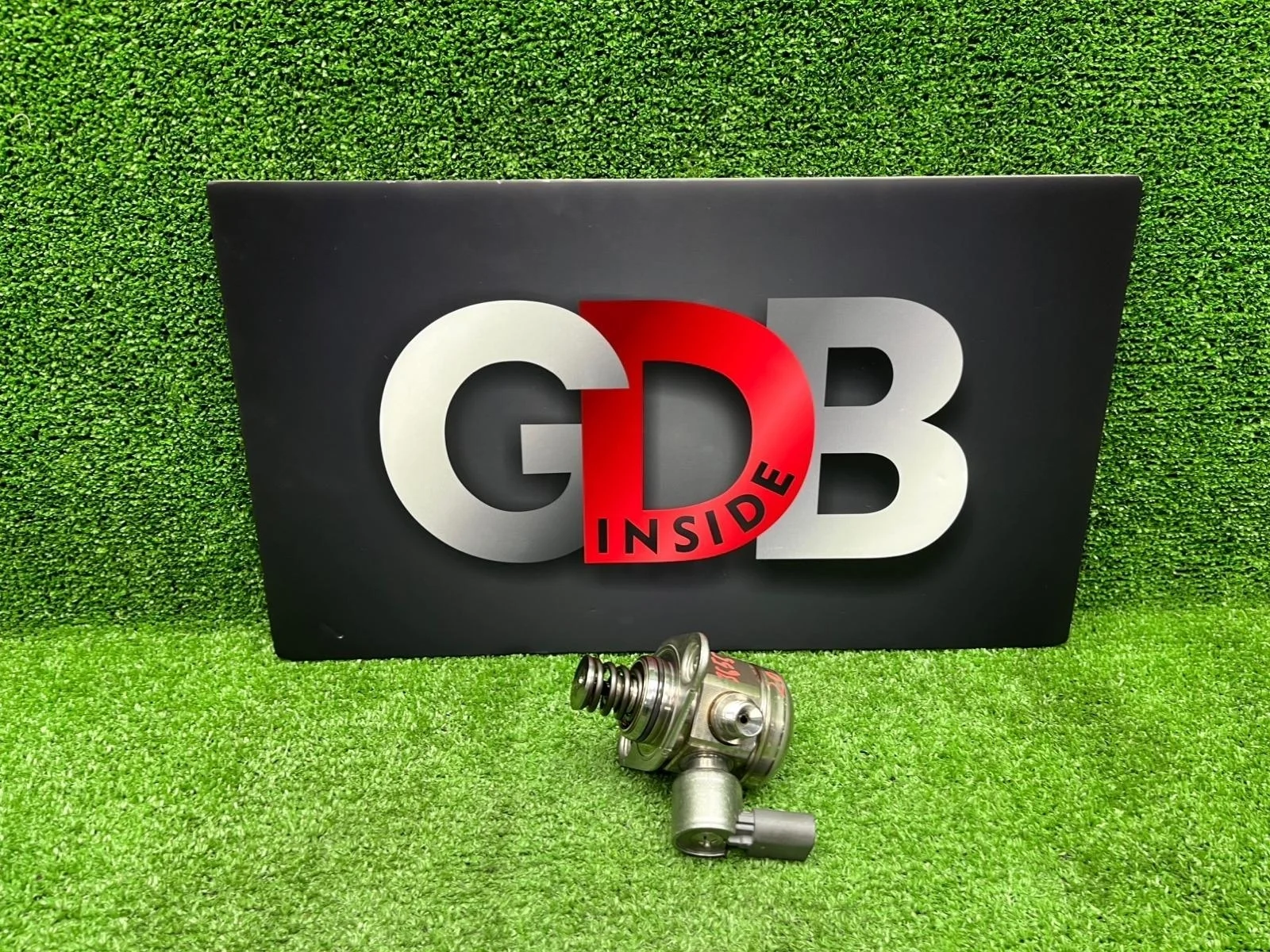 ТНВД Bmw 3 Series 18.09.2013 13518604231 F30 N55B30A