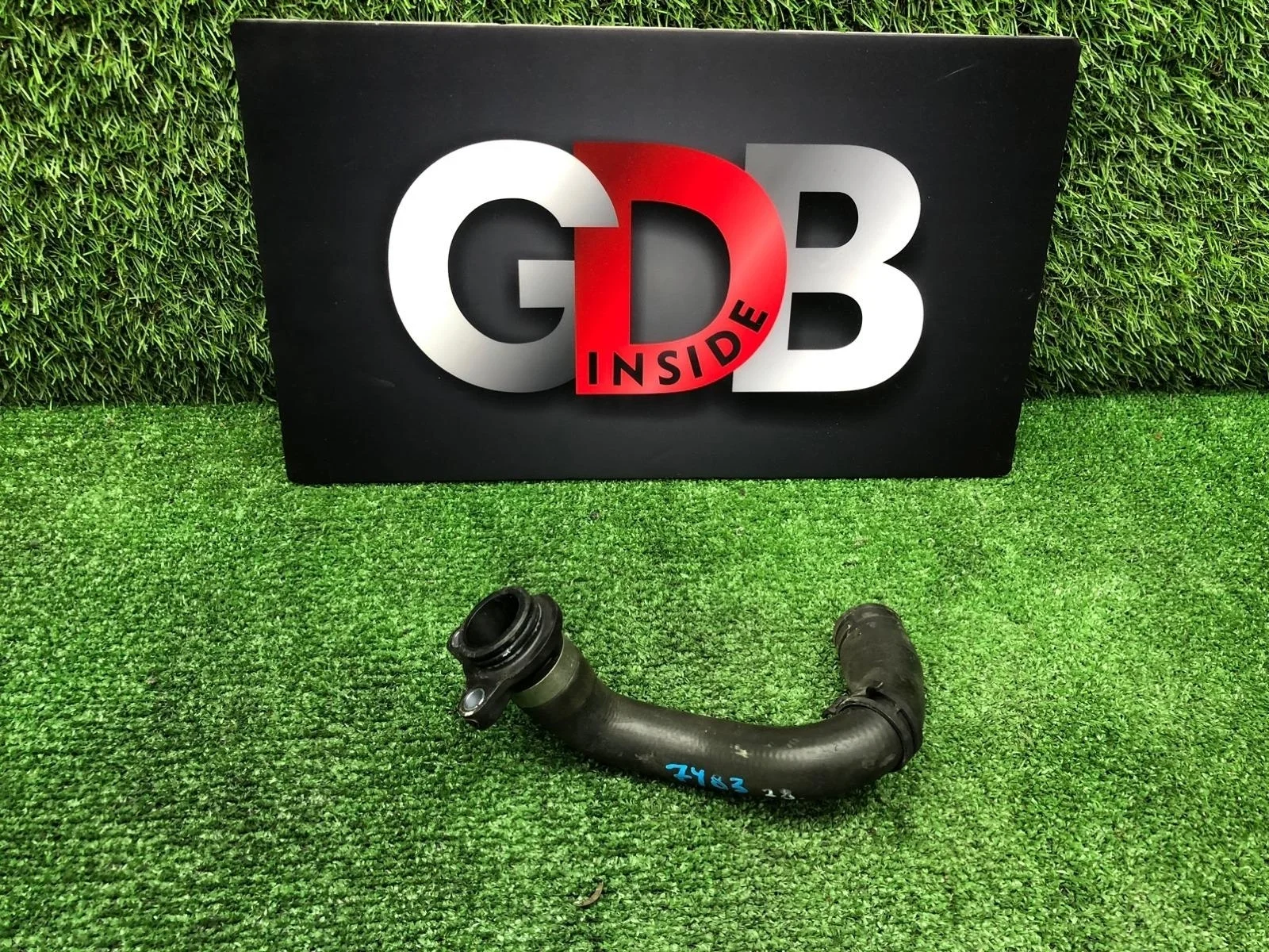 Патрубок системы охлаждения BMW 3 series 29.10.2012 11537603514 F30 N20B20B