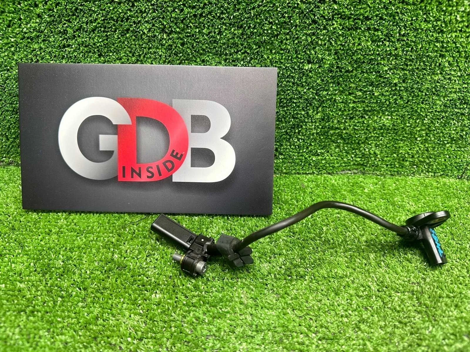 Датчик положения коленвала BMW 3 series 29.10.2012 13627595860 F30 N20B20B