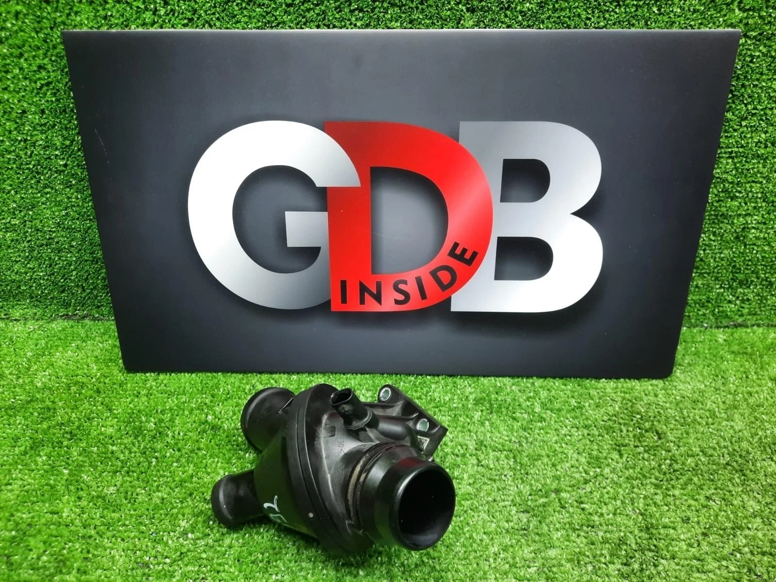 Термостат Bmw 3 Series 16.01.2013 11538635689 F30 N20B20B