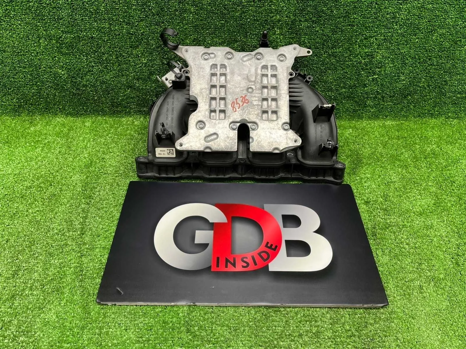 Коллектор впускной Bmw 3 Series 06.09.2012 11617588126 F30 N20B20B