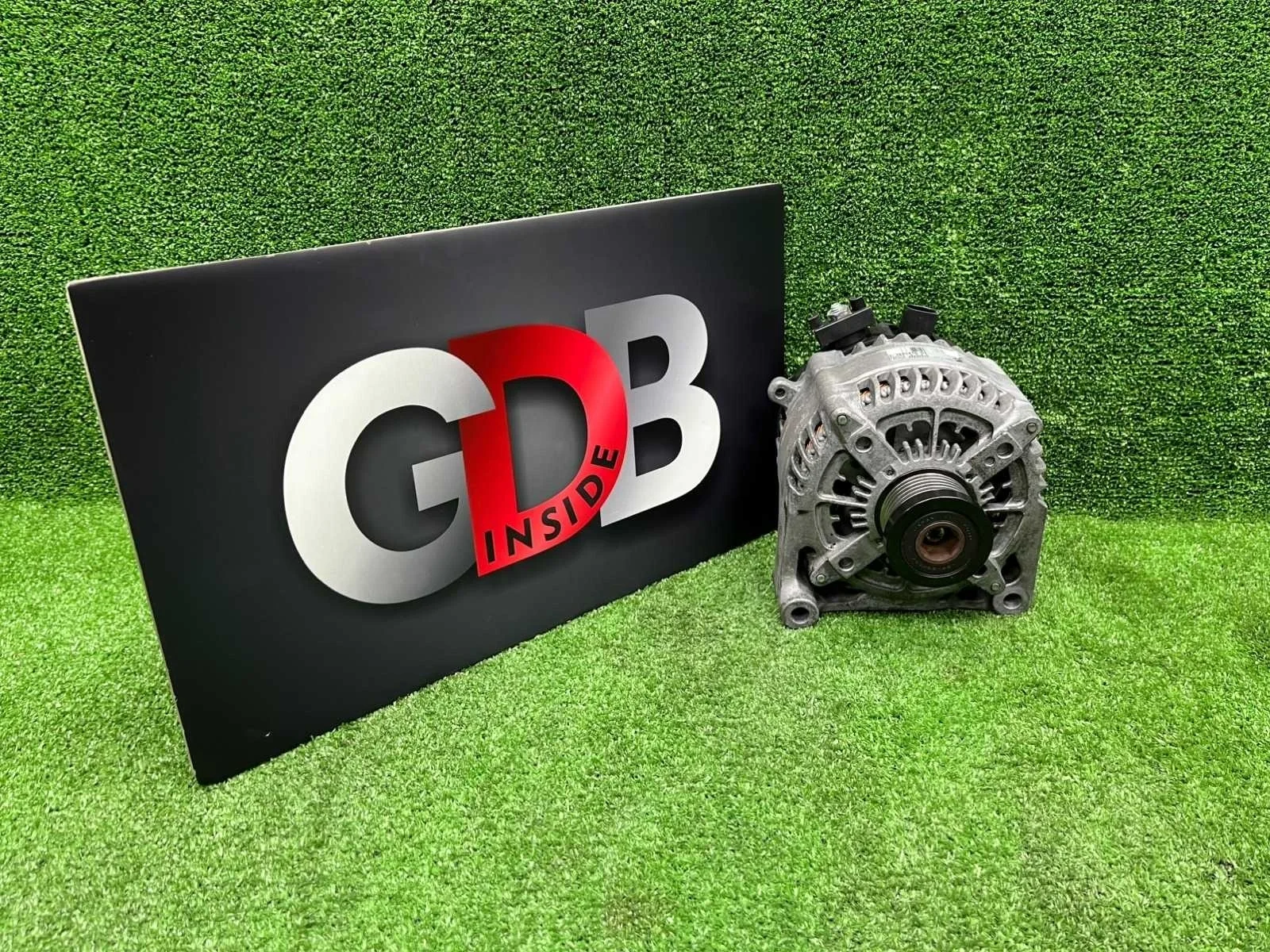 Генератор BMW 3 series 06.09.2012 12317605478 F30 N20B20B