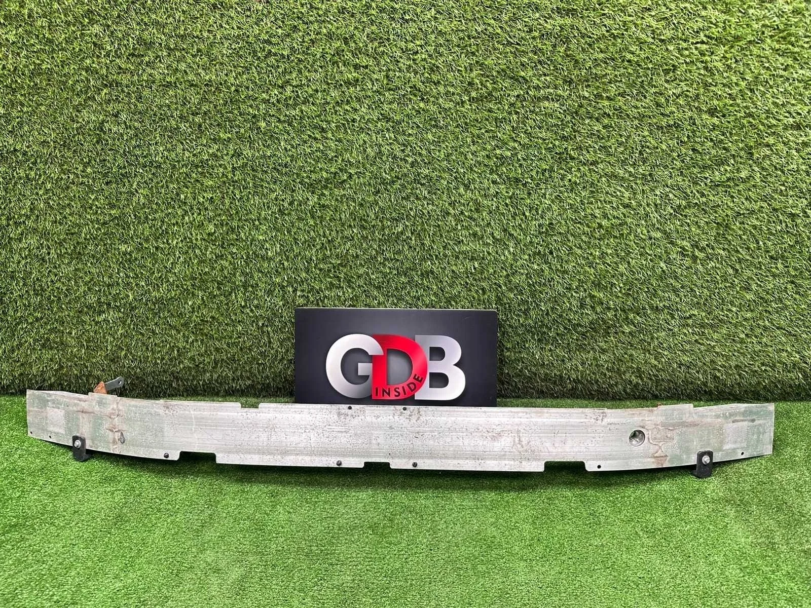 Усилитель бампера BMW 5 series 26.11.2010 51117200705 F11 N52B25AF, передний