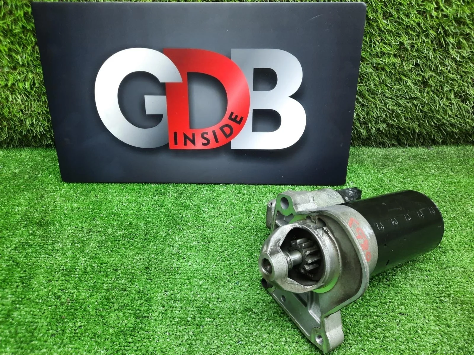 Стартер BMW 1 series 28.04.2012 12417638192 F20 N13B16A